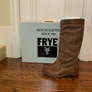 Frye Shirley Stud Huarach Boot Size 7